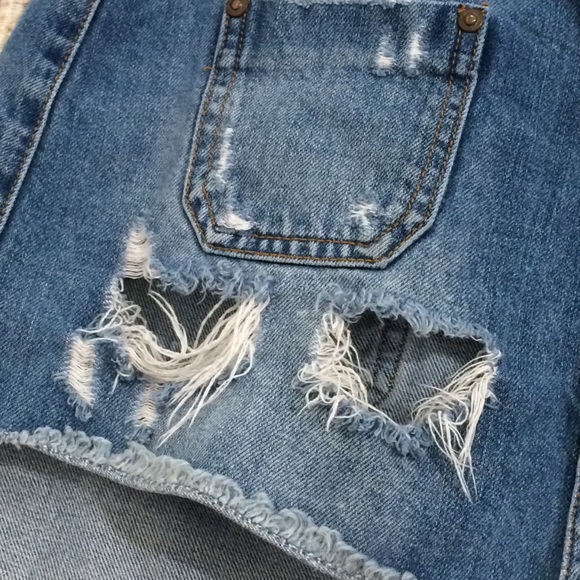 ONE X One Teaspoon Le Cat Distressed Denim Mini Skirt - Picture 4 of 11
